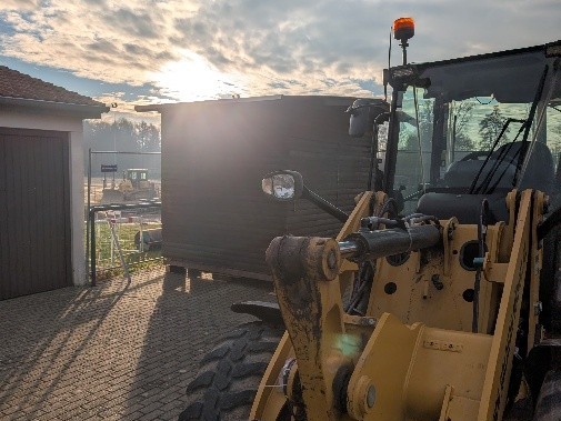 Aufstellung einer Verkaufshütte im simplemiles Parkstadion